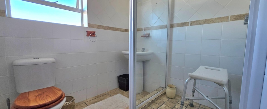 Commercial Property for Sale in Franskraal Western Cape